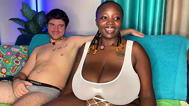 Snapshot of InterracialDream chatting on February 20, 2026, 1:13 pm InterracialDream online show from February 20, 2026, 1:13 pm