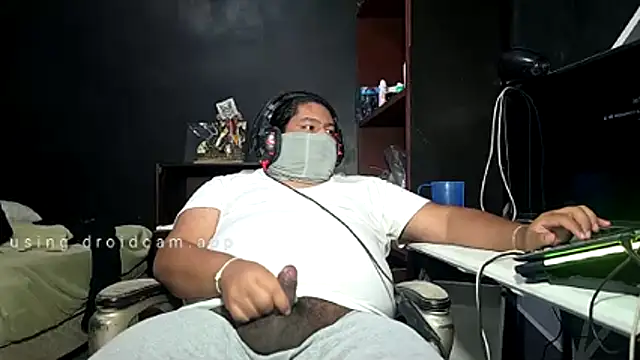 Snapshot of mikfgh50 chatting on February 21, 2026, 4:25 am mikfgh50 online show from February 21, 2026, 4:25 am