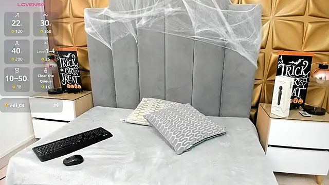 Snapshot of melani_dream chatting on September 25, 2025, 2:12 pm melani dream online show from September 25, 2025, 2:12 pm