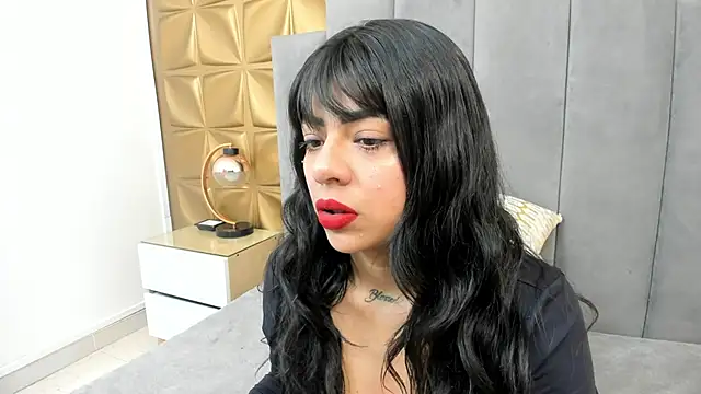 Snapshot of melani_dream chatting on June 8, 2026, 1:33 pm melani dream online show from June 8, 2026, 1:33 pm