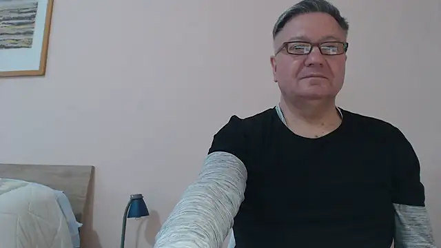 YOU6me online show from March 21, 2025, 3:13 pm