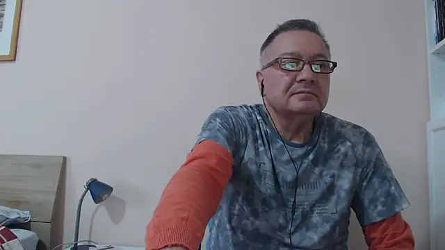 YOU6me online show from October 17, 2025, 10:39 am