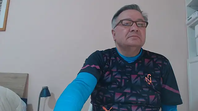 YOU6me online show from March 18, 2025, 8:39 am