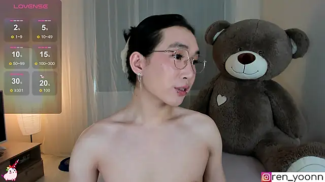 Snapshot of Ren_yoon chatting on March 22, 2026, 10:50 am Ren yoon online show from March 22, 2026, 10:50 am