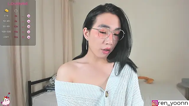 Snapshot of Ren_yoon chatting on September 27, 2025, 9:54 pm Ren yoon online show from September 27, 2025, 9:54 pm