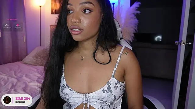 Snapshot of eimi_space chatting on March 5, 2025, 3:29 am eimi space online show from March 5, 2025, 3:29 am