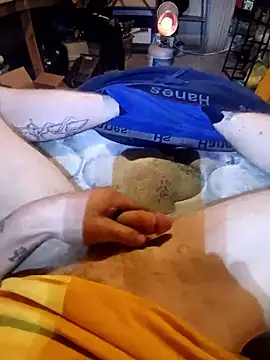 Snapshot of Hardon4yoursex chatting on January 17, 2026, 11:14 am Hardon4yoursex online show from January 17, 2026, 11:14 am