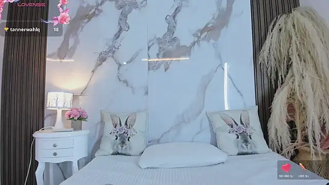 Snapshot of hannahill69 chatting on January 13, 2026, 7:12 am hannahill69 online show from January 13, 2026, 7:12 am