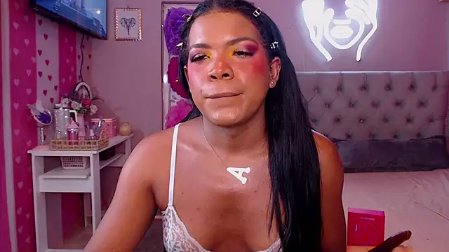 Snapshot of alexa_rodriicum chatting on May 7, 2026, 1:36 pm alexa rodriicum online show from May 7, 2026, 1:36 pm