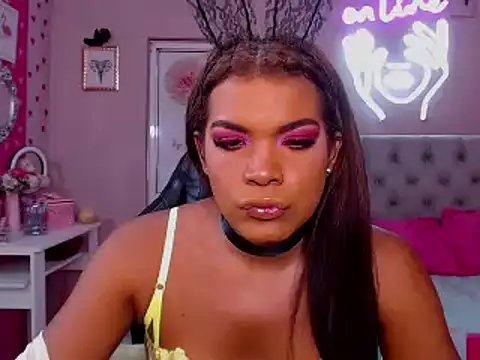 Snapshot of alexa_rodriicum chatting on January 12, 2026, 6:04 pm alexa rodriicum online show from January 12, 2026, 6:04 pm