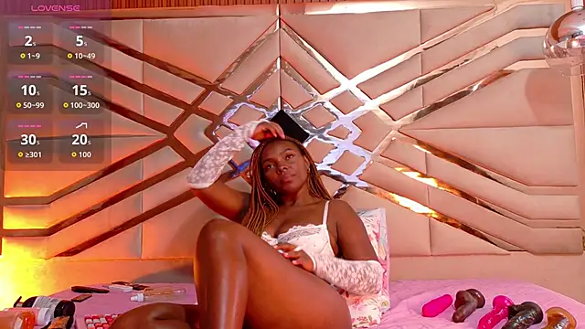 Snapshot of mommywebcam chatting on December 3, 2025, 2:34 am mommywebcam online show from December 3, 2025, 2:34 am