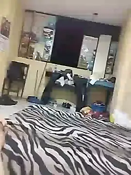 Snapshot of 001HENRYAlejandro chatting on February 3, 2026, 6:22 am 001HENRYAlejandro online show from February 3, 2026, 6:22 am