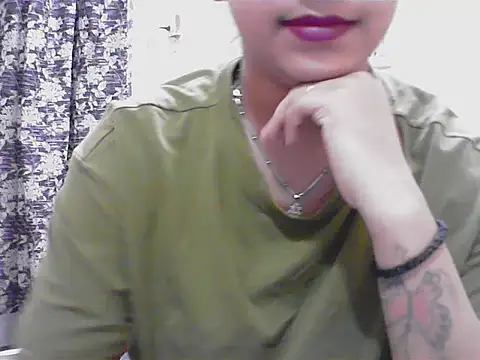 Snapshot of LovingPihu chatting on May 16, 2026, 6:01 am LovingPihu online show from May 16, 2026, 6:01 am