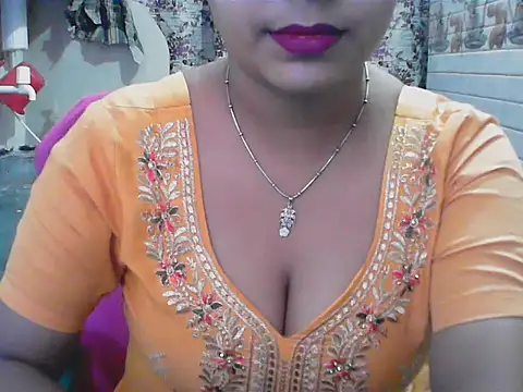 Snapshot of LovingPihu chatting on May 31, 2026, 4:51 am LovingPihu online show from May 31, 2026, 4:51 am