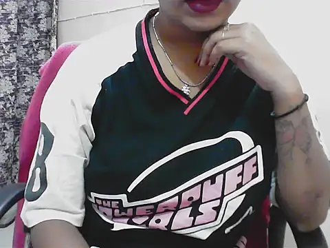 Snapshot of LovingPihu chatting on May 14, 2026, 5:37 am LovingPihu online show from May 14, 2026, 5:37 am