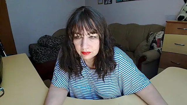 Snapshot of Lucretia_Goldi_ chatting on February 27, 2026, 10:42 pm Lucretia Goldi online show from February 27, 2026, 10:42 pm