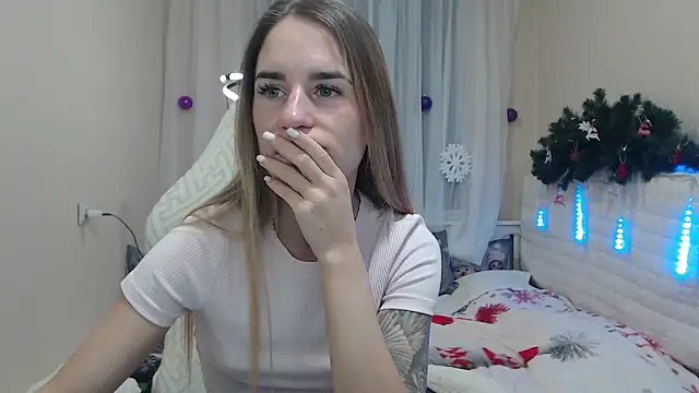 DeboraHorny online show from December 15, 2025, 7:03 am