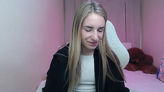 Snapshot of DeboraHorny chatting on April 26, 2026, 6:11 am DeboraHorny online show from April 26, 2026, 6:11 am
