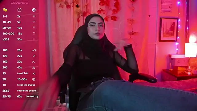 Snapshot of DarshaKhemu chatting on March 17, 2025, 8:30 pm DarshaKhemu online show from March 17, 2025, 8:30 pm