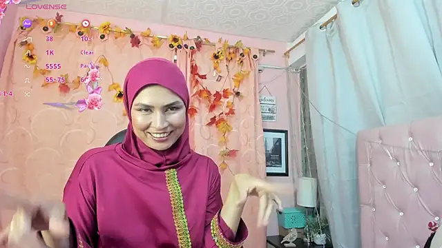 Snapshot of DarshaKhemu chatting on November 5, 2025, 9:29 pm DarshaKhemu online show from November 5, 2025, 9:29 pm