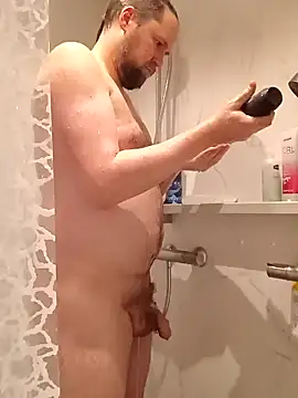 Snapshot of Tj1sen chatting on January 26, 2025, 10:46 pm Tj1sen online show from January 26, 2025, 10:46 pm