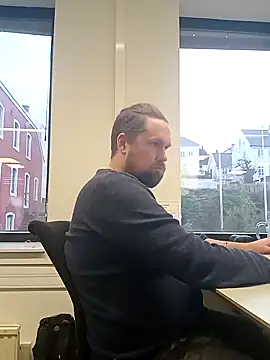 Snapshot of Tj1sen chatting on December 19, 2024, 12:45 pm Tj1sen online show from December 19, 2024, 12:45 pm