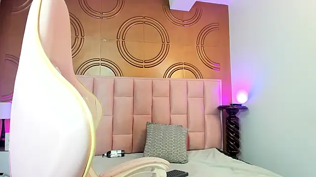 valeriaa19 online show from March 6, 2025, 9:03 am