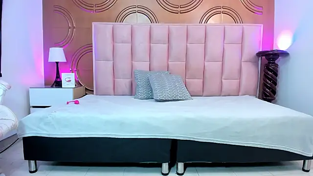 valeriaa19 online show from March 13, 2025, 5:22 am