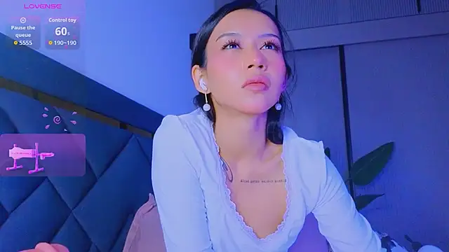 Snapshot of Mia_Tin chatting on March 15, 2026, 4:47 pm Mia Tin online show from March 15, 2026, 4:47 pm