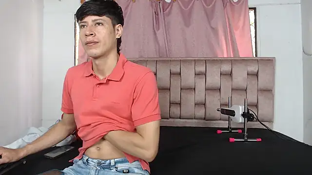 Snapshot of Sexytaty2022 chatting on April 13, 2026, 12:53 pm Sexytaty2022 online show from April 13, 2026, 12:53 pm