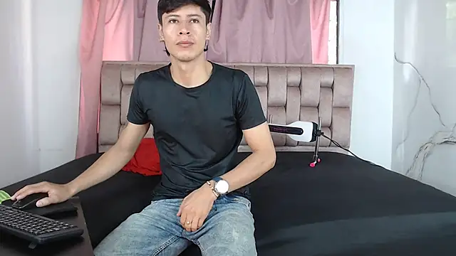 Snapshot of Sexytaty2022 chatting on March 20, 2026, 12:50 pm Sexytaty2022 online show from March 20, 2026, 12:50 pm