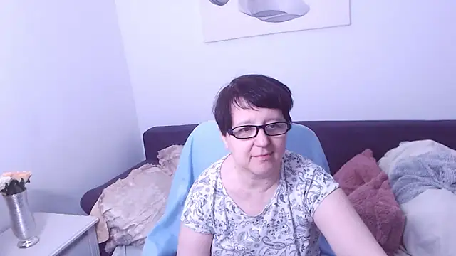 Snapshot of ChristaRose chatting on February 14, 2026, 10:10 pm ChristaRose online show from February 14, 2026, 10:10 pm