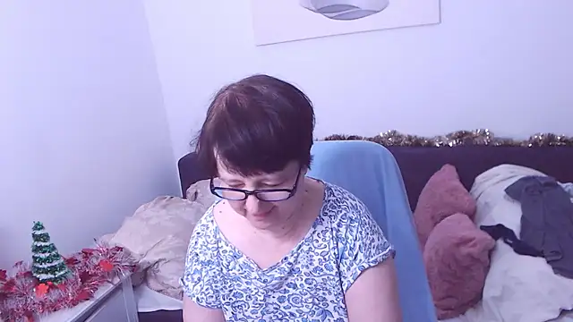 Snapshot of ChristaRose chatting on December 21, 2025, 1:41 am ChristaRose online show from December 21, 2025, 1:41 am