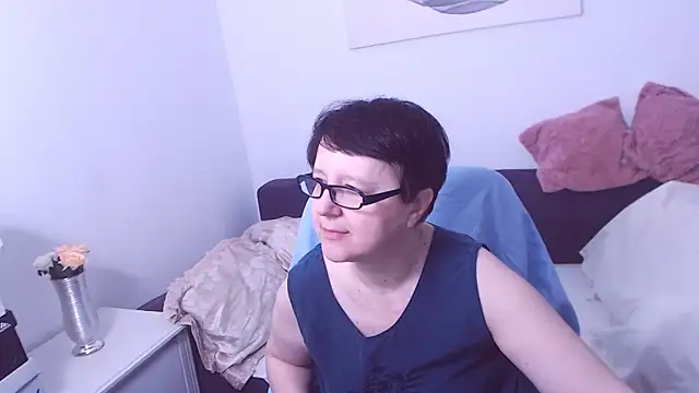 Snapshot of ChristaRose chatting on October 26, 2025, 2:28 pm ChristaRose online show from October 26, 2025, 2:28 pm