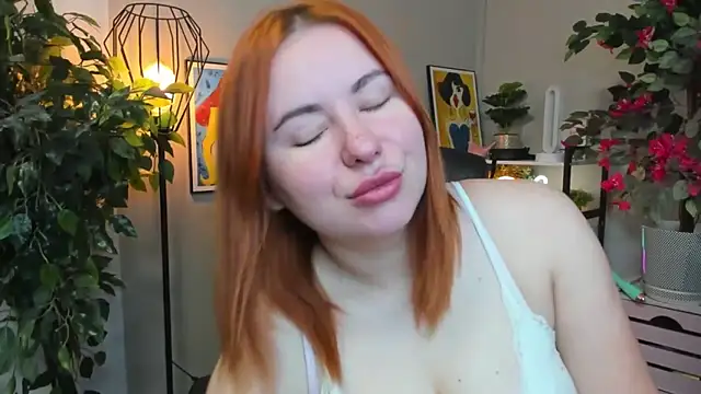 LAYLAxSTAR online show from November 7, 2025, 7:35 am