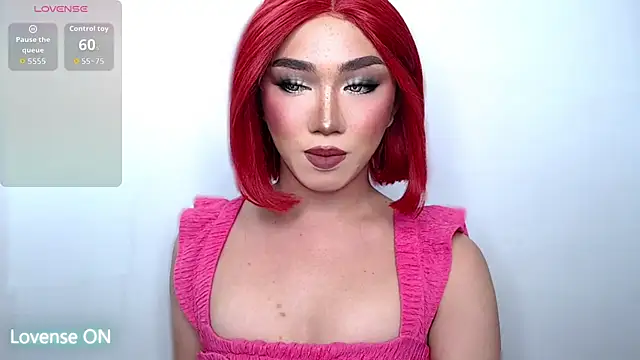 Snapshot of Local_Hoelyx chatting on October 27, 2025, 7:59 pm Local Hoelyx online show from October 27, 2025, 7:59 pm