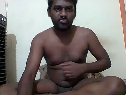 Snapshot of Slavebottombdsm09 chatting on May 3, 2026, 4:28 am Slavebottombdsm09 online show from May 3, 2026, 4:28 am