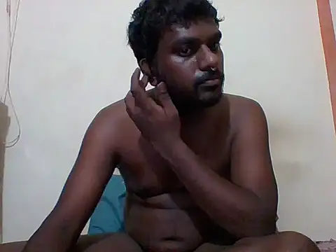 Snapshot of Slavebottombdsm09 chatting on May 6, 2026, 8:40 am Slavebottombdsm09 online show from May 6, 2026, 8:40 am