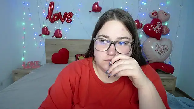 Snapshot of XX_Daniella_XX chatting on February 17, 2025, 10:27 pm XX Daniella XX online show from February 17, 2025, 10:27 pm