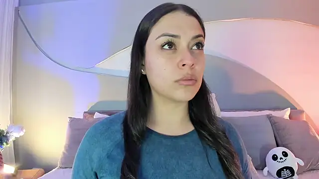 Snapshot of Nicolle_W chatting on October 9, 2025, 11:44 am Nicolle W online show from October 9, 2025, 11:44 am