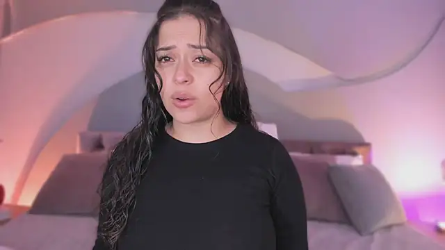 Snapshot of Nicolle_W chatting on November 29, 2025, 11:54 am Nicolle W online show from November 29, 2025, 11:54 am