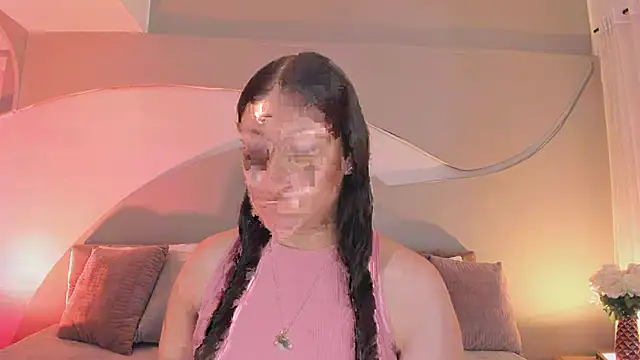 Snapshot of Nicolle_W chatting on October 29, 2025, 11:53 am Nicolle W online show from October 29, 2025, 11:53 am