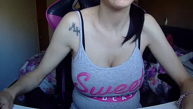 Vampirosa online show from April 5, 2026, 11:50 am