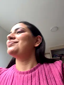 Snapshot of susy_angel chatting on December 15, 2025, 7:20 pm susy angel online show from December 15, 2025, 7:20 pm