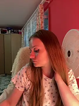 Snapshot of SophiaSweet_ chatting on June 19, 2026, 5:52 pm SophiaSweet online show from June 19, 2026, 5:52 pm