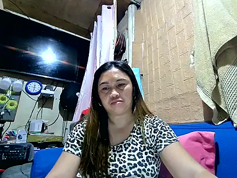 LalaiAsian online show from July 2, 2026, 8:37 pm