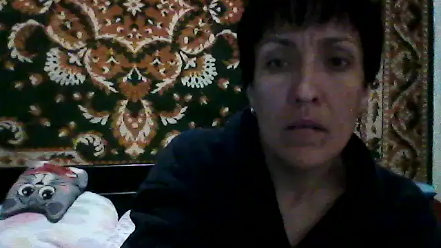 SunnyAmorre online show from April 21, 2026, 8:15 pm