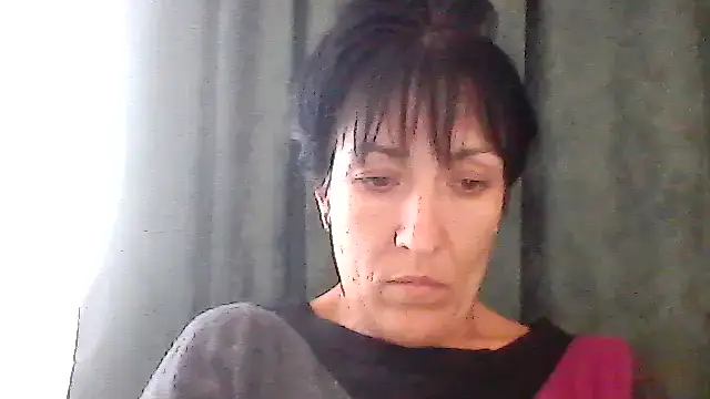 SunnyAmorre online show from September 18, 2025, 8:17 am