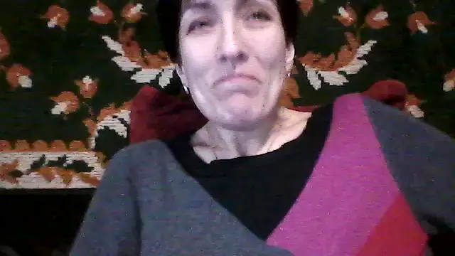 SunnyAmorre online show from November 13, 2025, 11:25 am