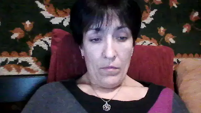 SunnyAmorre online show from October 2, 2025, 8:40 am